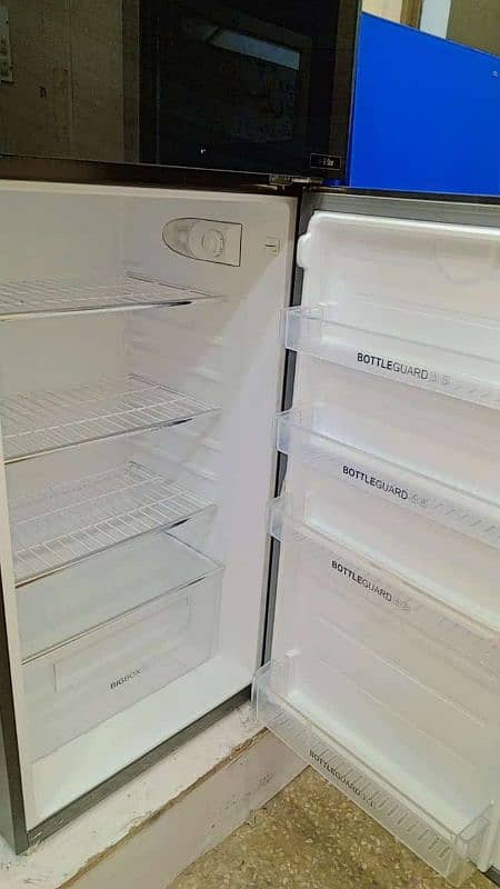 Haier New condition fridge 1