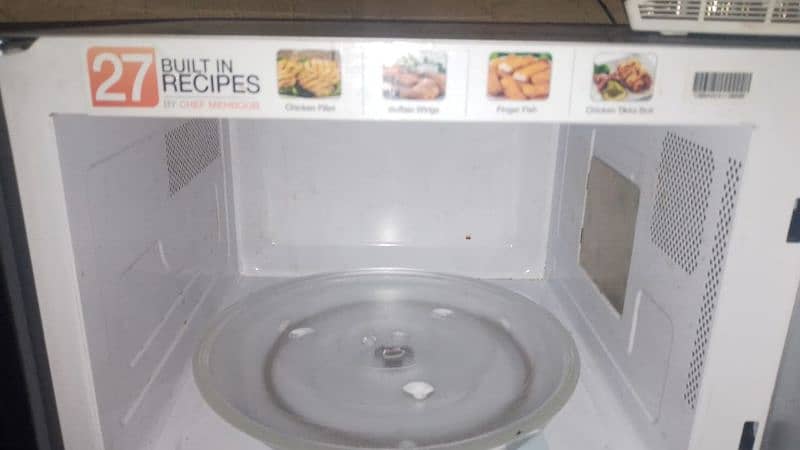 microwave oven with new condition 1