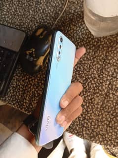 Vivo s1 4gb 128 Complete Box