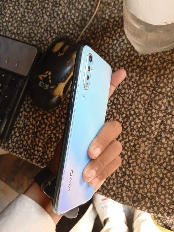 Vivo s1 4gb 128 Complete Box 0