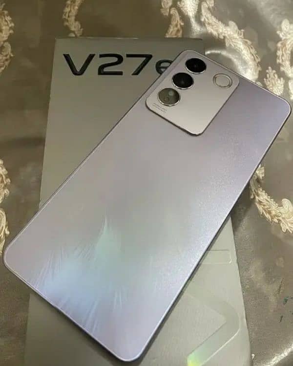 Vivo V27E 8+8/256 Full Box 10/10 condtion just like brand new phone 1