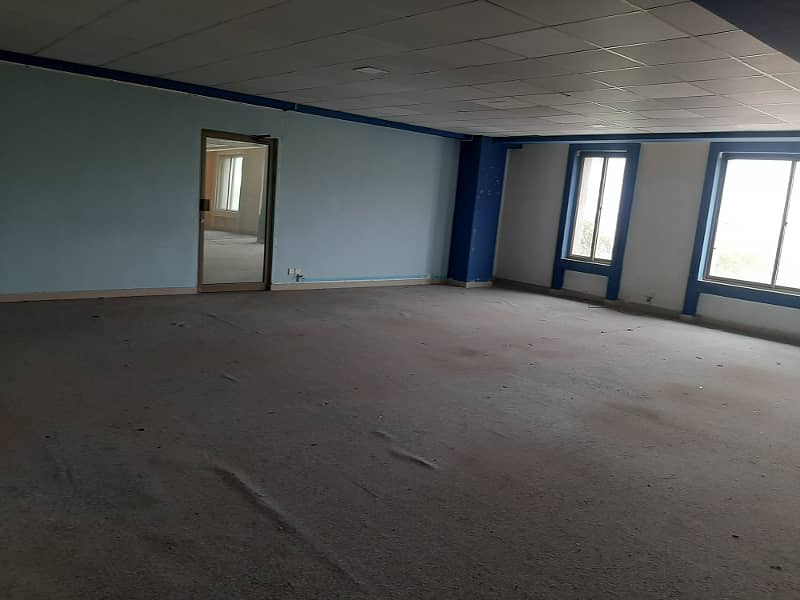 G/11 markaz 1600sq 2nd floor open space available for rent real piks 4