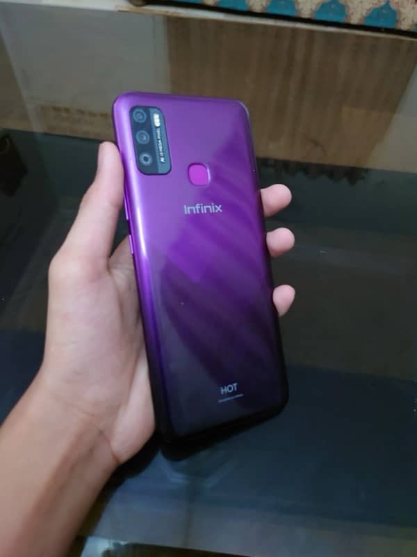 Infinix hot 9 play with box 0