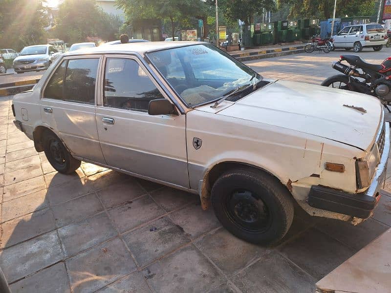 Nissan Sunny 1985 10