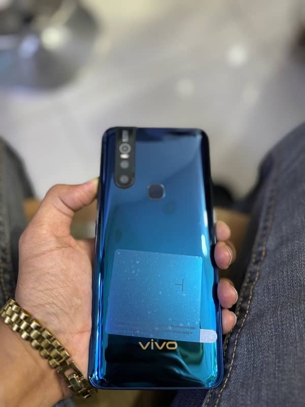 vivo V15 POP UP CAMERA 8GB 256GB 1