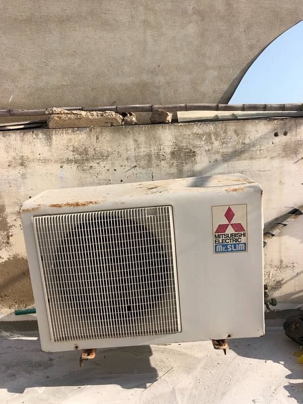 AC Mitsubishi 0