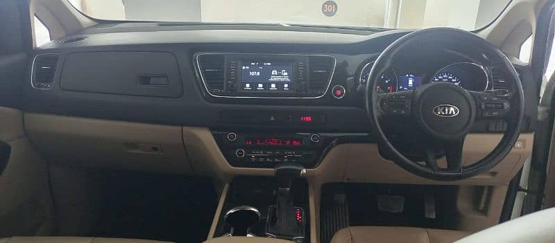 KIA Grand Carnival 2019 4