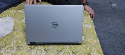 Laptop for sale dell core i7