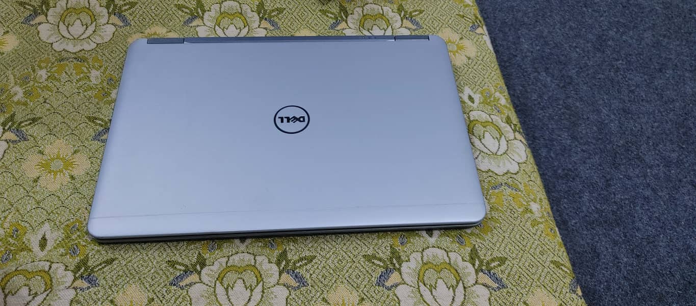 Laptop for sale dell core i7 6