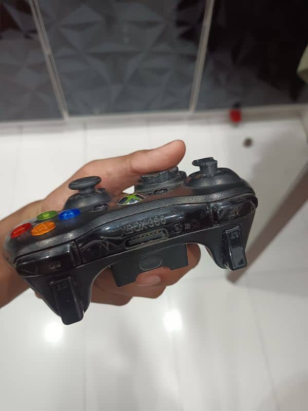 X box 360 controller. 4