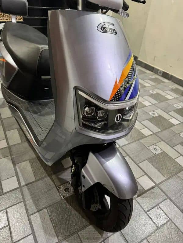 Scooty United 100cc 3