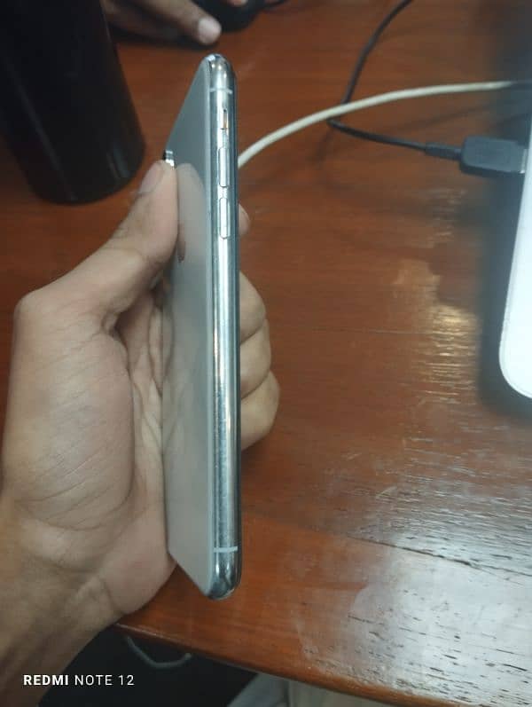 IPhone X 64gb Non PTA 3