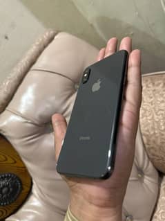 I phone xs black color 64 dual PTA Approved