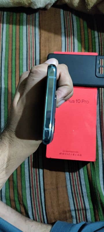 10pro12 256gb non pta 4 month sim time 5