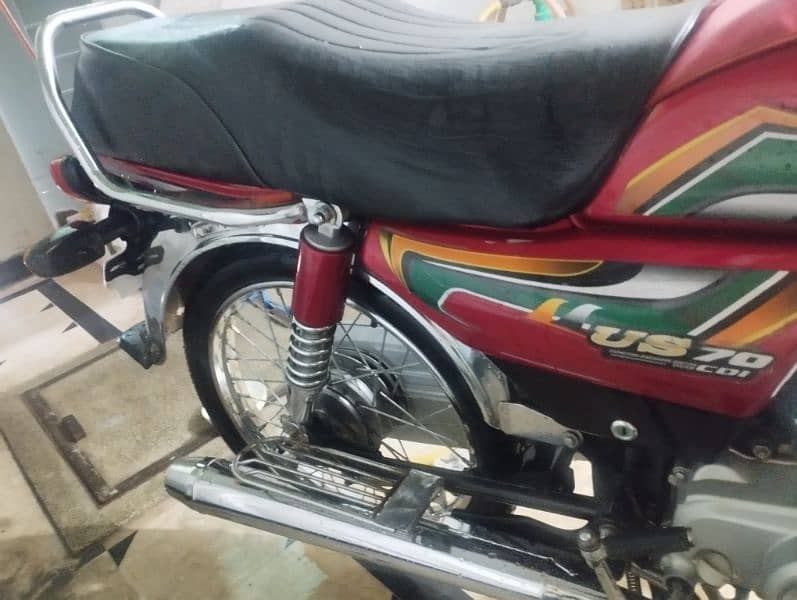 United bike rare used geniune condition 22 model islamabad registered 7