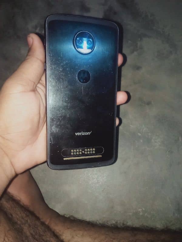 moto z2 force PTA approved 4 64 03183217803 2