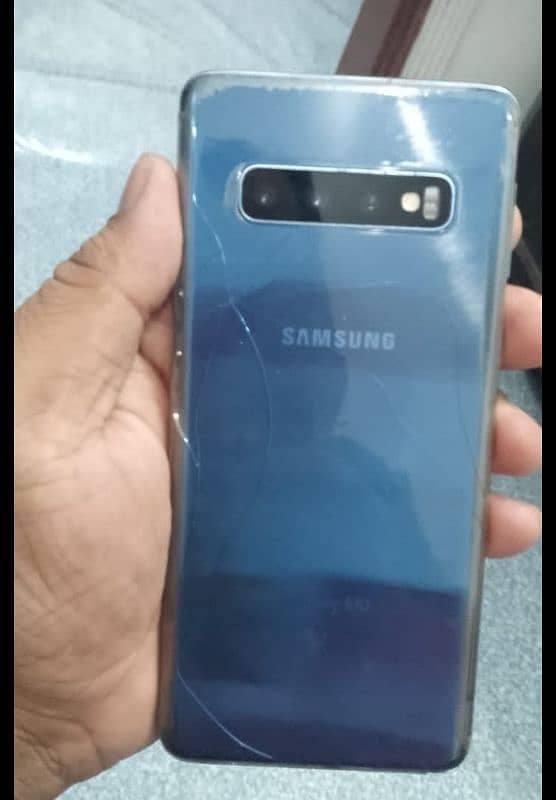 SAMSUNG S10.8GB 128GB 4