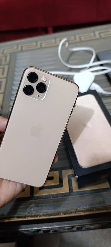 Iphone 11 pro PTA 1