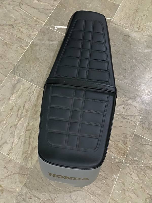 125 down model seat for sale 1