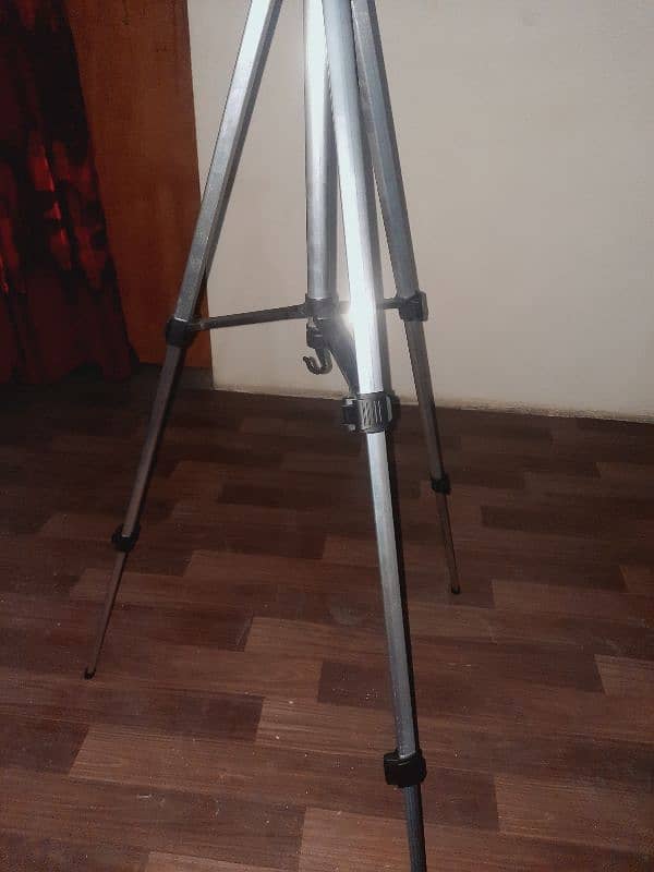 Mobile stand specil for vloging and video shooting 1