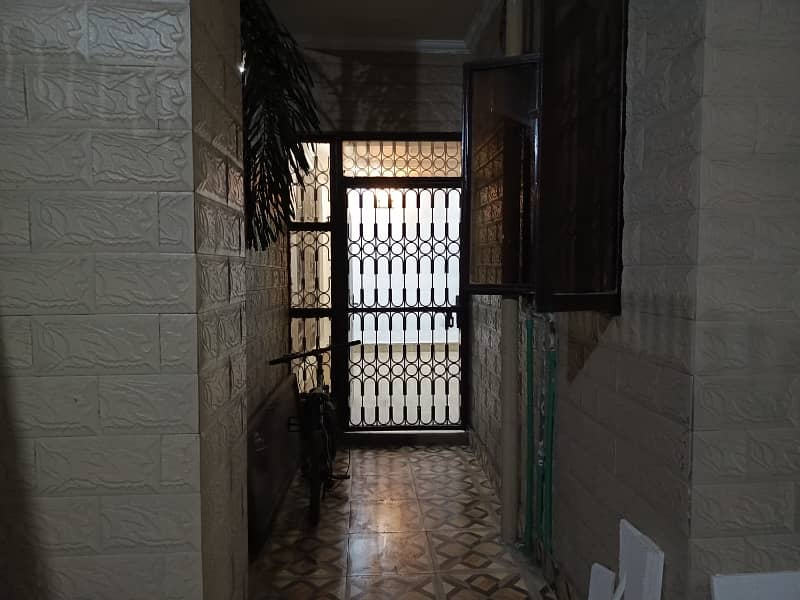 7,5 Marla Lower Portion For Rent F2 Block Johar Town 12