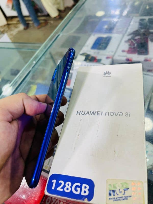 Huawei Nova 3i With Box Available 4