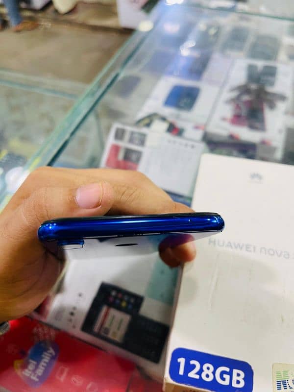 Huawei Nova 3i With Box Available 7