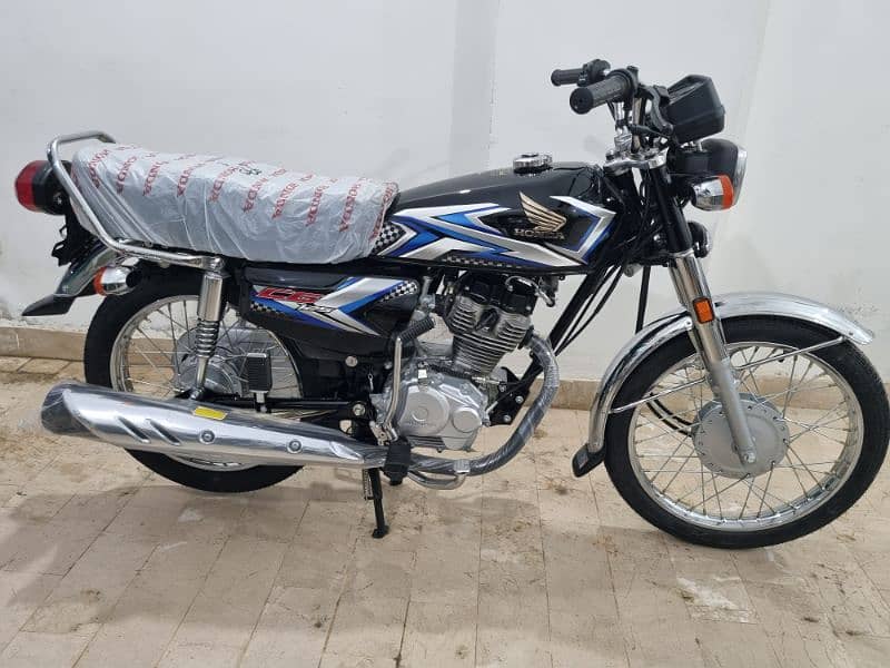 Honda CG-125/ 2025 Zero meter 1