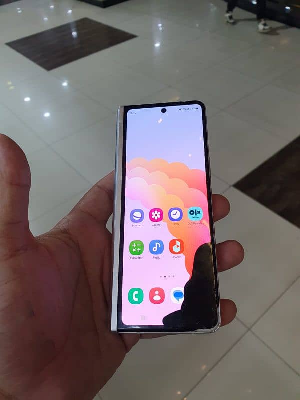 samsung Z fold 3, UAE, non pta. 0