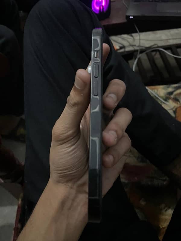 iphone 14 pro Non PTA 2