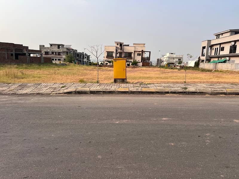 5Marla Semi Devolp Plot for sale Bahria Town Orchard Block 15