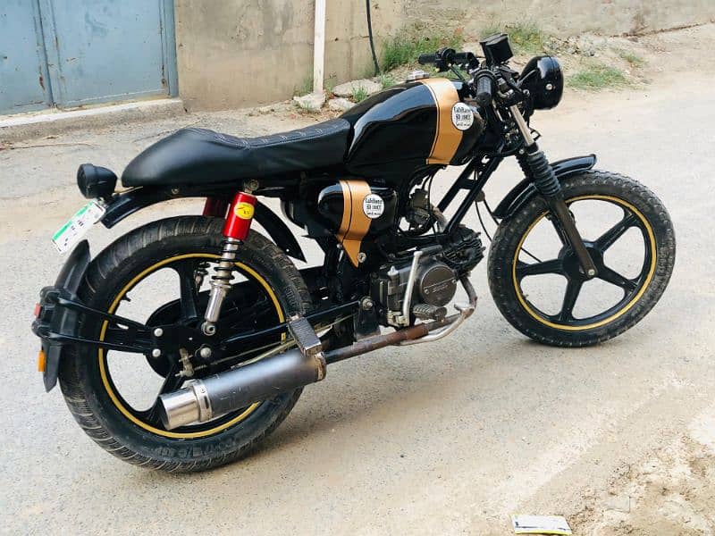 Safari 100cc convert in cafe racer bike 6