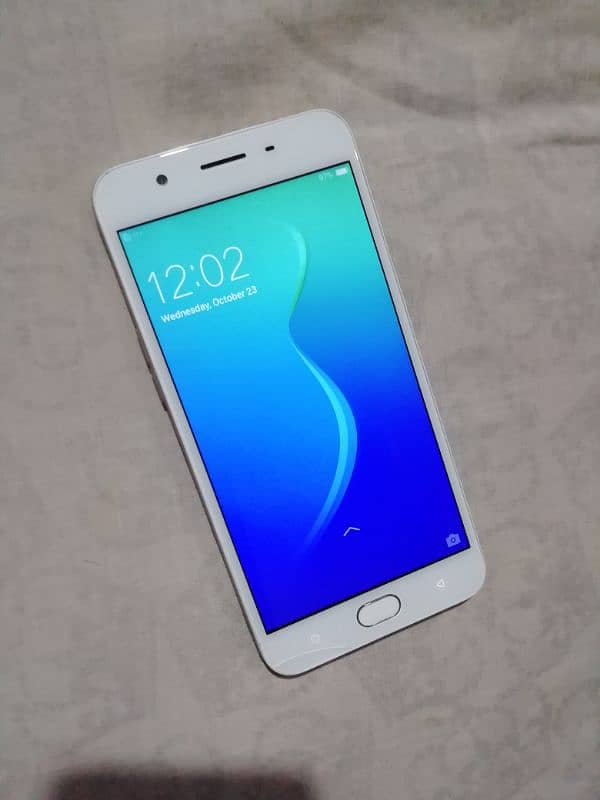 Oppo F1s 4Gb / 64Gb Mobile 4G / No vivo infinix tecno samsung huawei 6