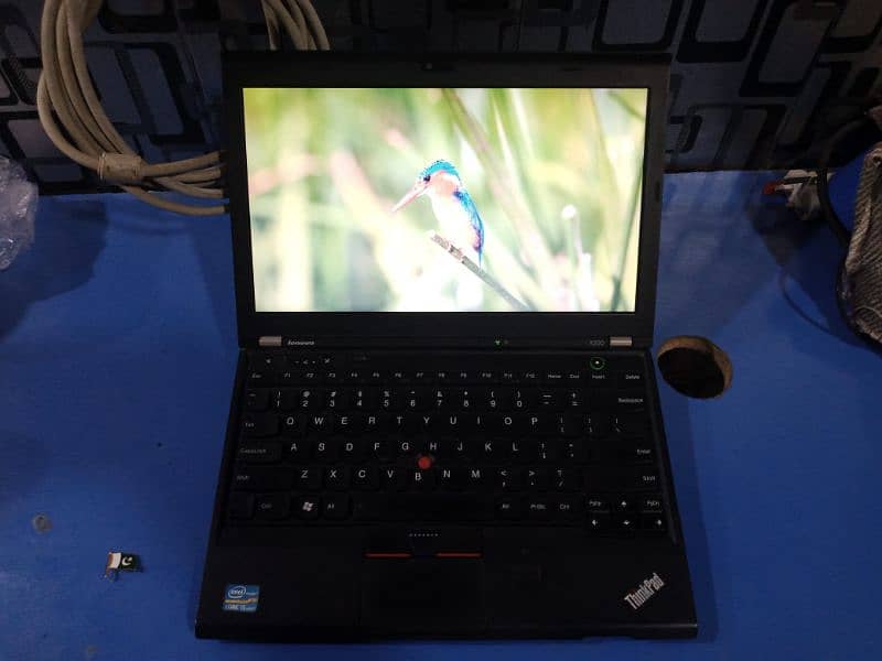 Lenovo Thinkpad X230 1