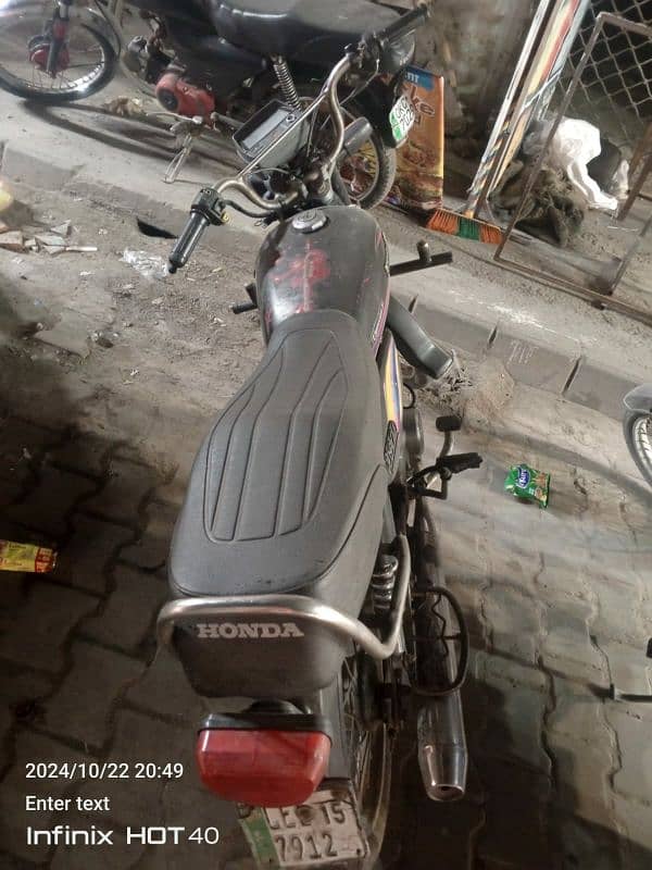 United 70cc bike for urgent sale 1 hand used 03157626256+03051051190 2