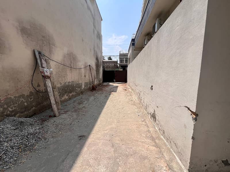 5Marla Single story structure available for sale Near fouji foundation university 4