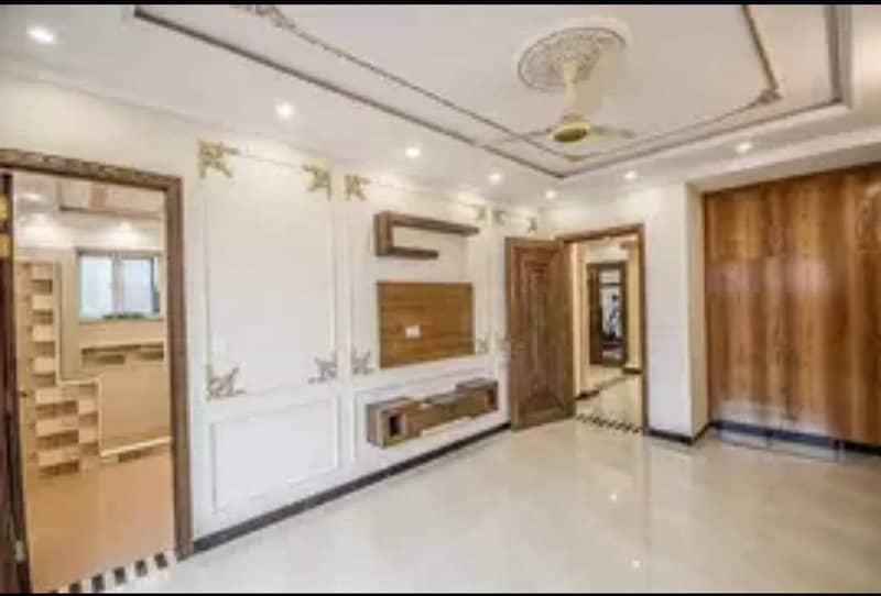 10 Marla House For Sale In Paragon City Lahore 6