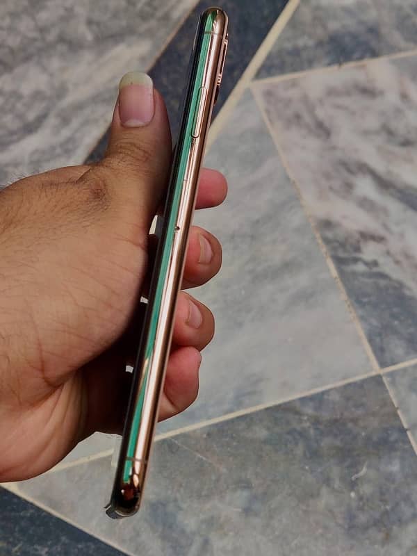 iphone xs max 256gb DUAL PHYSICAL PTA APPROVED HK MODEL 10/9 5