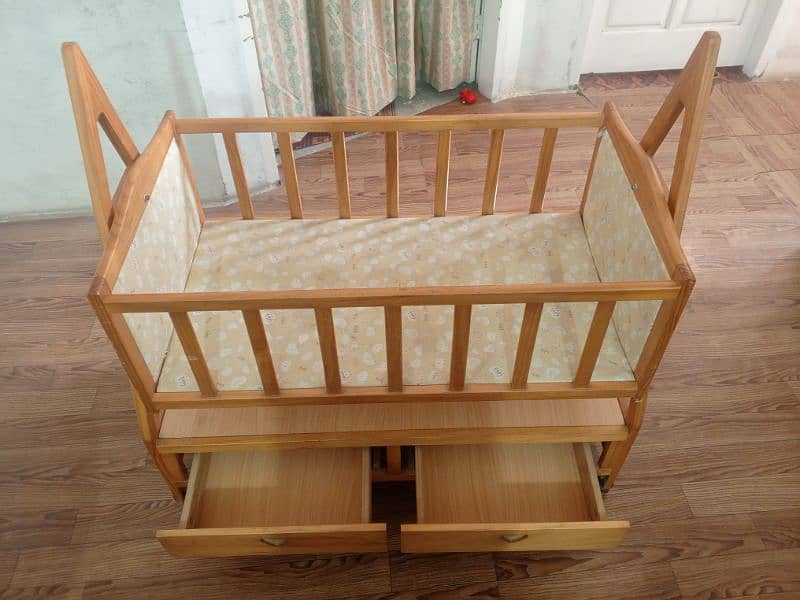 baby cot 2