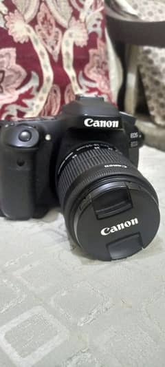 CANON 80D 10/10 0