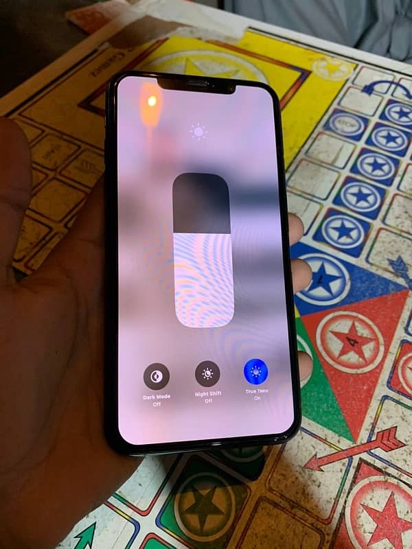 iPhone 11 Pro Max 0