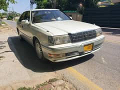 Diesel Toyota Crown 007 number. . 12km/liter. DHA. Whatsapp only