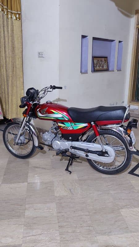 Honda 70 2o22 Mint condition o3oo 94 88 7ll 9