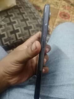 Tecno spark 20pro mint condition hai saf sutra hai