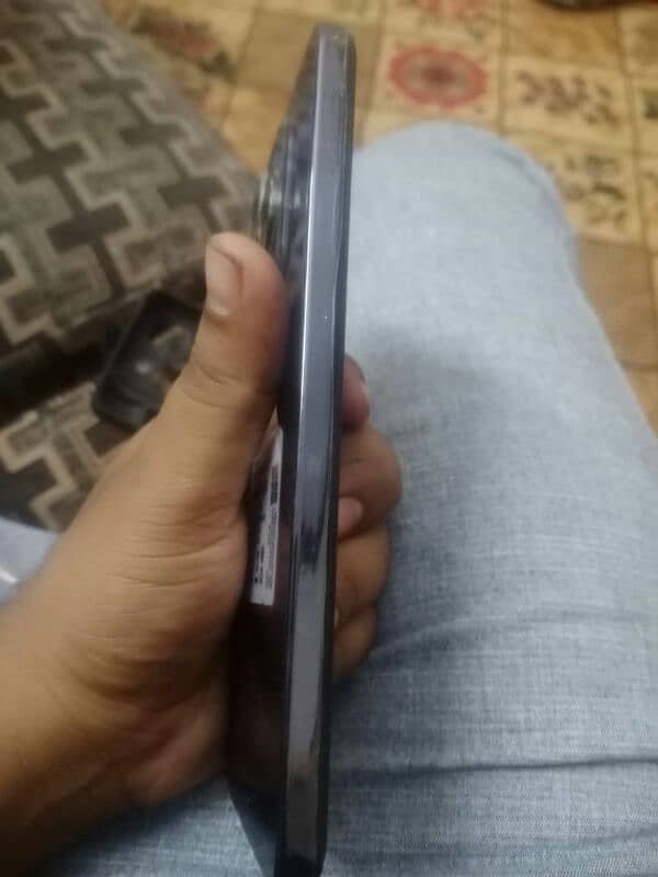 Tecno spark 20pro mint condition hai saf sutra hai 2