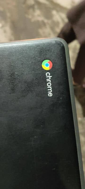 Acha laptop he 64 gb he contact me 3