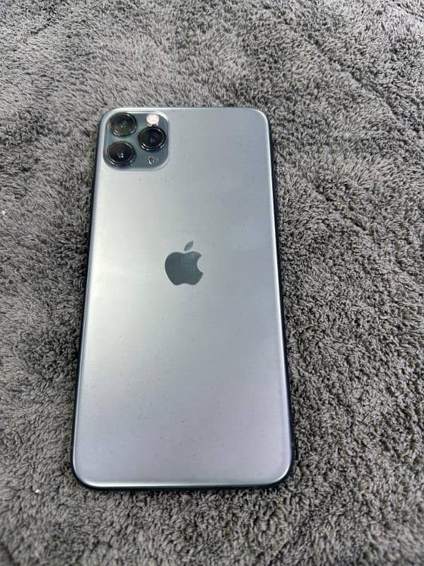 iPhone 11 pro max 64gb non PTA with box 1