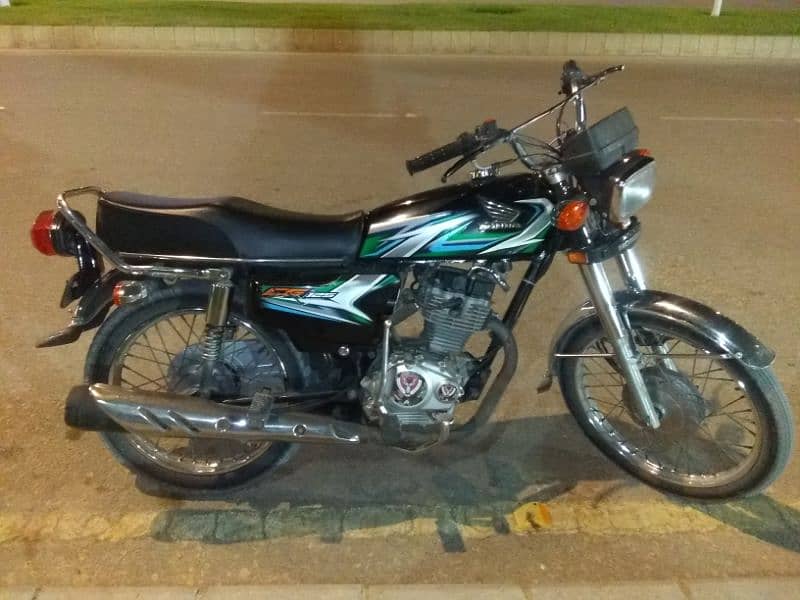 Saleing Honda CG125 2023 Karachi num 2