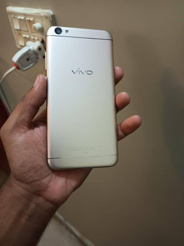 Vivo Y67 Dual Sim 4gb/64gb  PTA Approved 5