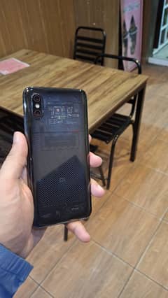 Mi 8 pro 10/10 condition official pta approved not released in Paki